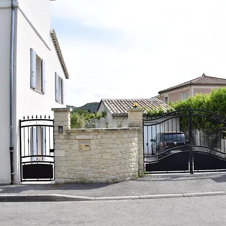 De Maison A Nyaraló